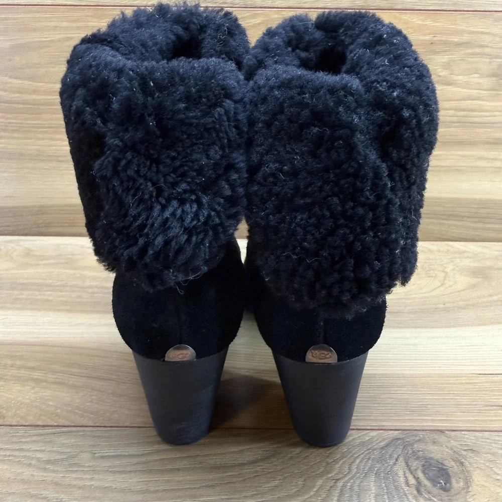 UGG Charlee Heeled Bootie Womens 7 Black Suede Zip Stacked Heel Festival Chic